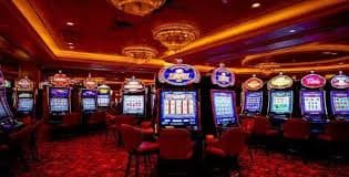 ph69 live casino dealer table streamed to Filipino players on mobile